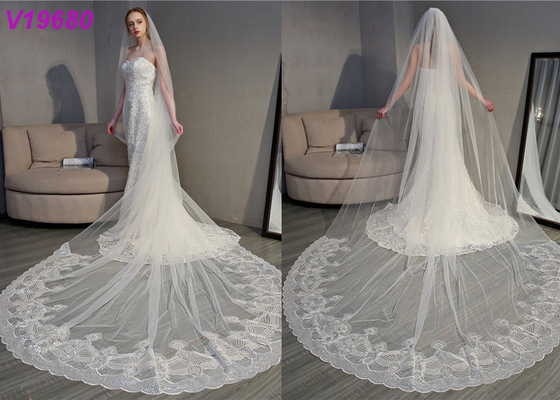 긴 연약한 레이스 테두리 회교도 신부 베일이 상아빛 결혼식 베일에 의하여/3D 5 미터 꽃이 핍니다